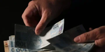Inflação sobe 0,82% em setembro e ultrapassa o teto da meta em 12 meses